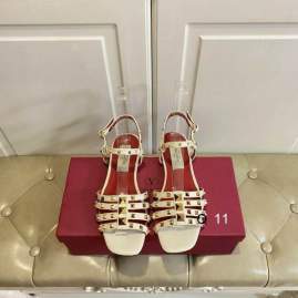 Picture of Valentino Shoes _SKUValentinosz35-40Y050120144